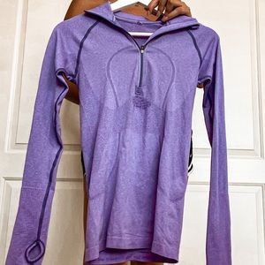 Lululemon long sleeve quarter zip!!